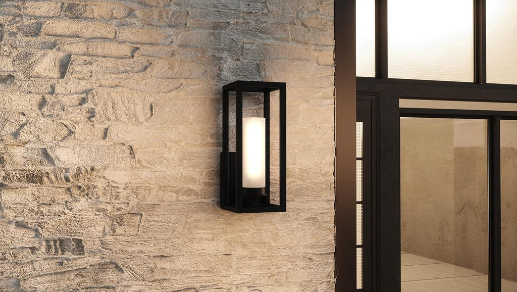 Black Single Outdoor Wall Lamp